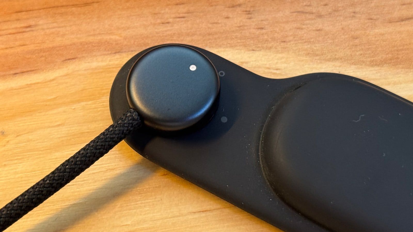 Une photo d’une version intégralement noire du Vision Pro