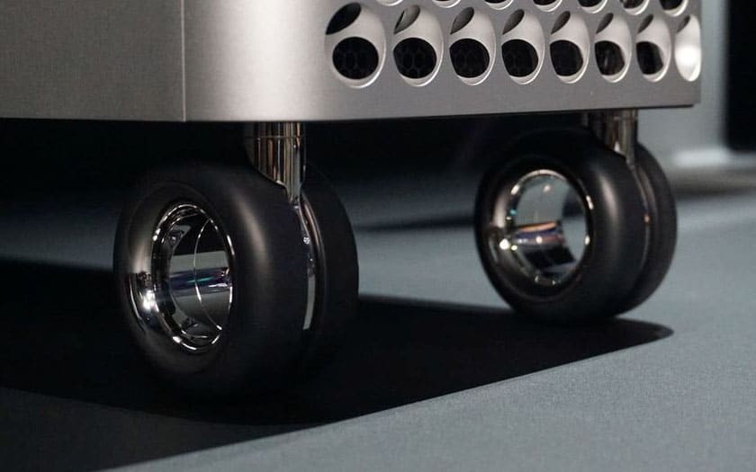 Apple arrête aussi la vente du kit de roulettes à 849 € pour Mac Pro